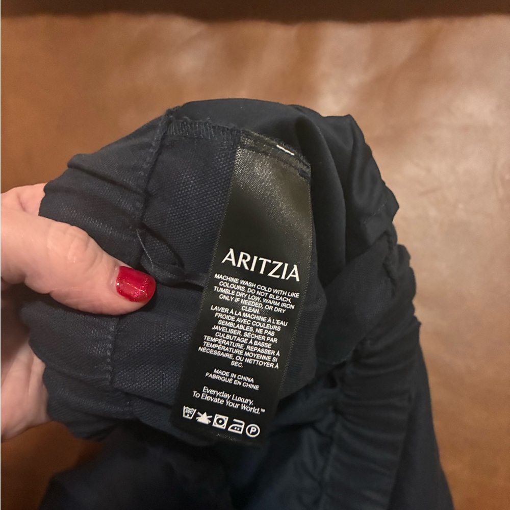 Aritzia Navy Elastic Waist Pants - Picture 4 of 4